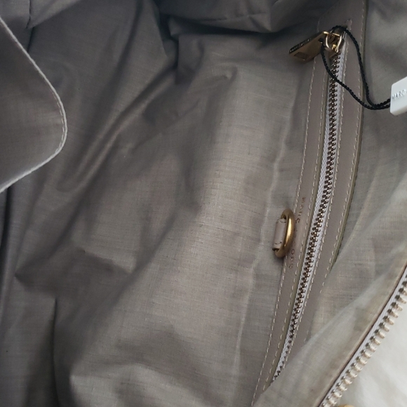 SOLD 🌟NEW Marc Jacobs Quilted Leather Handbag - Picture 5 of 7